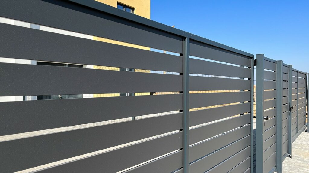 ARTIS Clôture - Protection - Intimité - Esthétique au Mans et en Sarthe